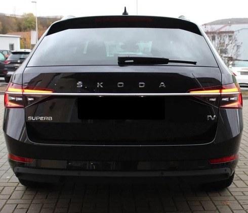 Skoda Superb cena 185000 przebieg: 5, rok produkcji 2023 z Gryfice małe 22